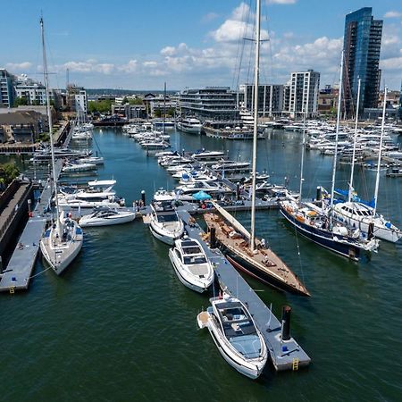 The Greenwich - Two Bedroom Apartment With Parking, Close To Ferry Terminals เซาธ์แธมป์ตัน ภายนอก รูปภาพ