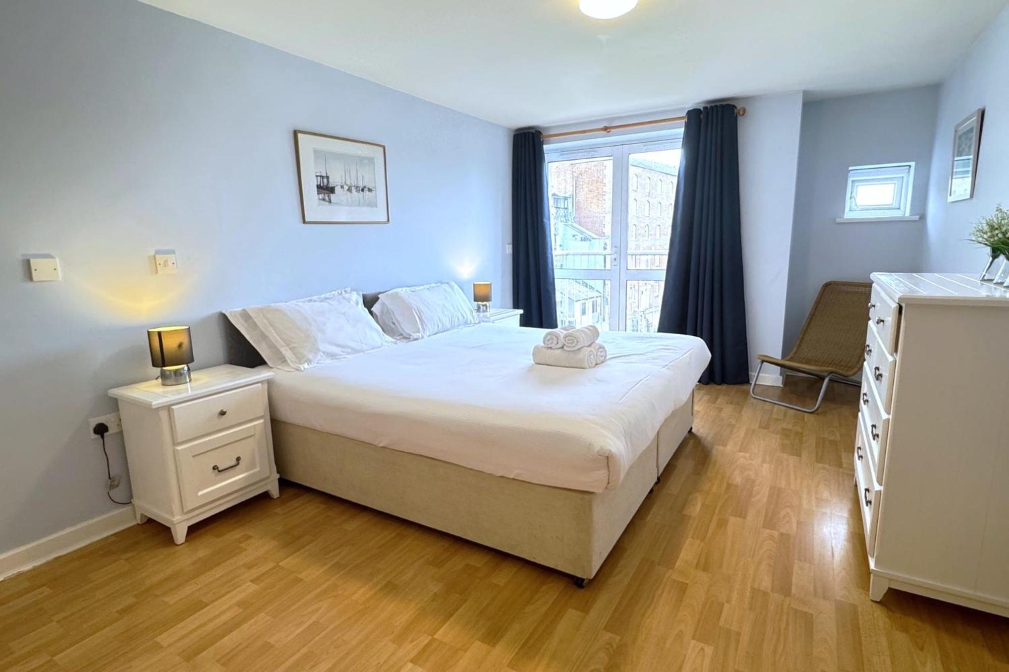 The Greenwich - Two Bedroom Apartment With Parking, Close To Ferry Terminals เซาธ์แธมป์ตัน ภายนอก รูปภาพ